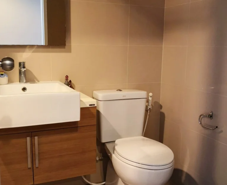 hive-sukhumvit-65-S__32678089